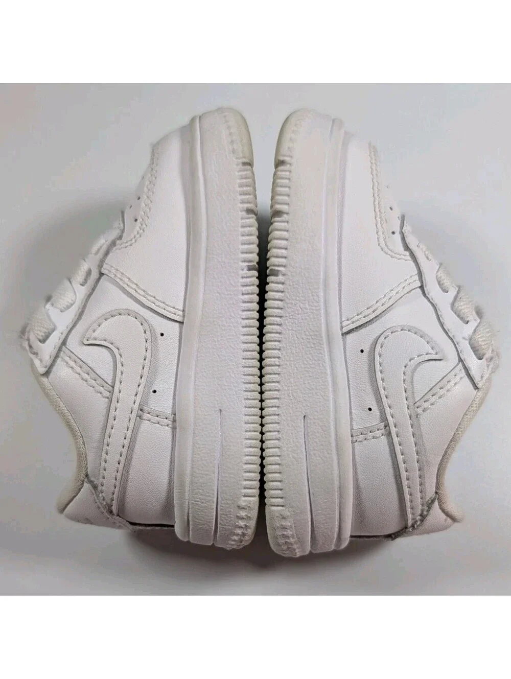 Nike Unisex Toddler 4C White Force 1 Low EasyOn Sneakers Air Force Classic Shoes